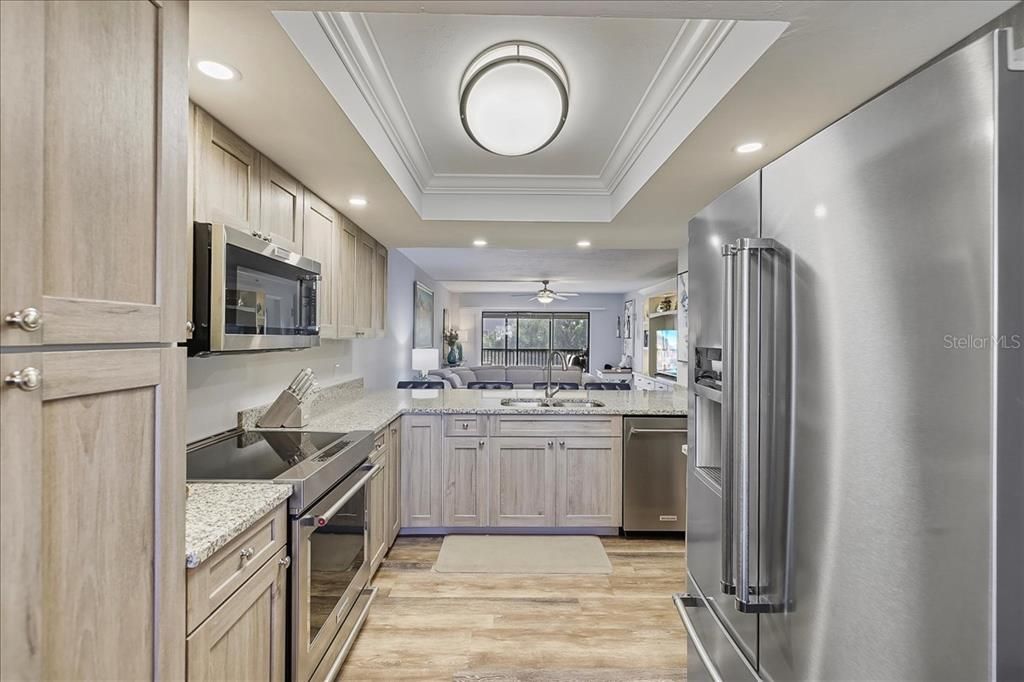 For Sale: $360,000 (2 beds, 2 baths, 1124 Square Feet)