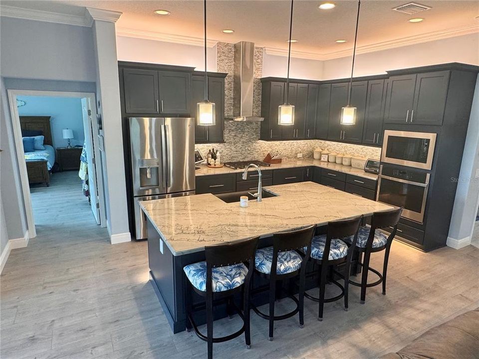 Active With Contract: $849,900 (3 beds, 2 baths, 2019 Square Feet)