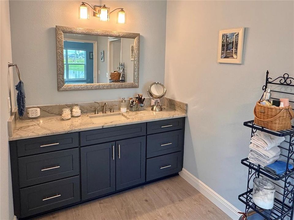 Active With Contract: $849,900 (3 beds, 2 baths, 2019 Square Feet)