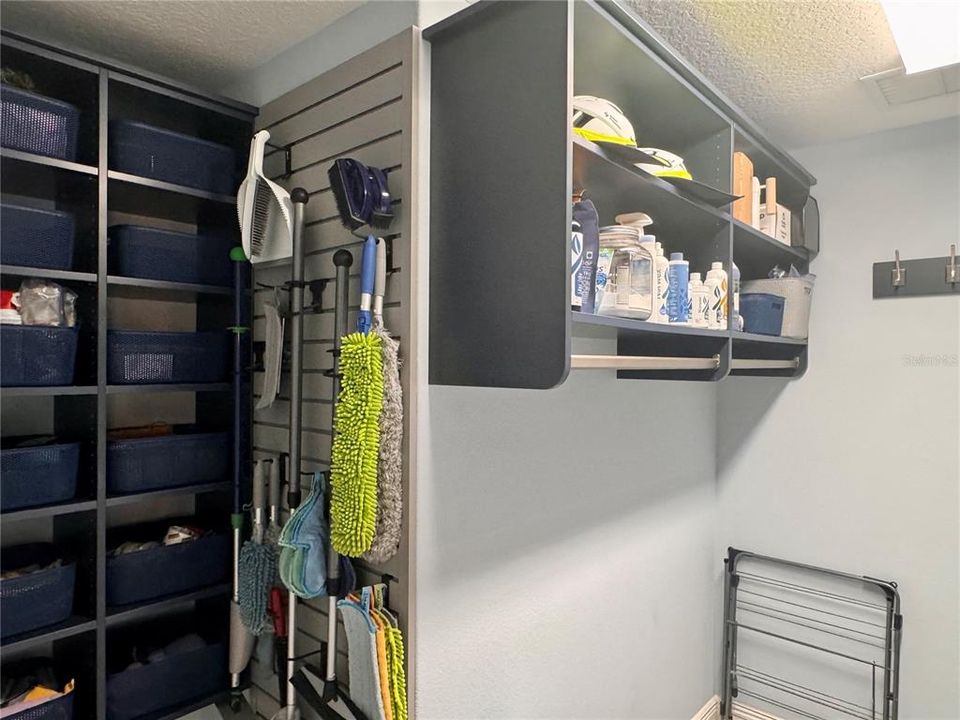 Active With Contract: $849,900 (3 beds, 2 baths, 2019 Square Feet)