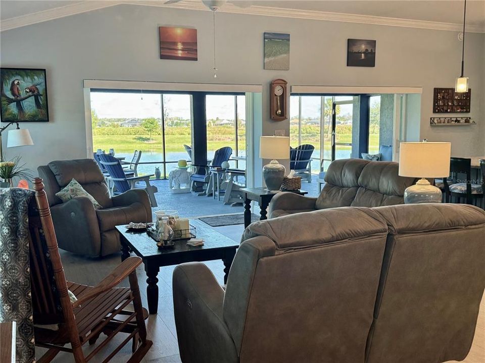 Active With Contract: $849,900 (3 beds, 2 baths, 2019 Square Feet)