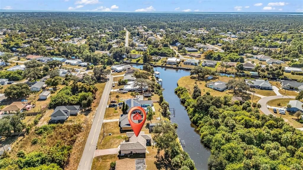 For Sale: $320,000 (3 beds, 2 baths, 1390 Square Feet)