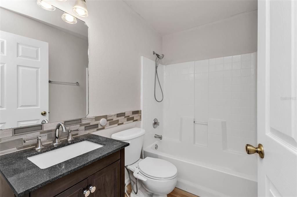 For Sale: $320,000 (3 beds, 2 baths, 1390 Square Feet)