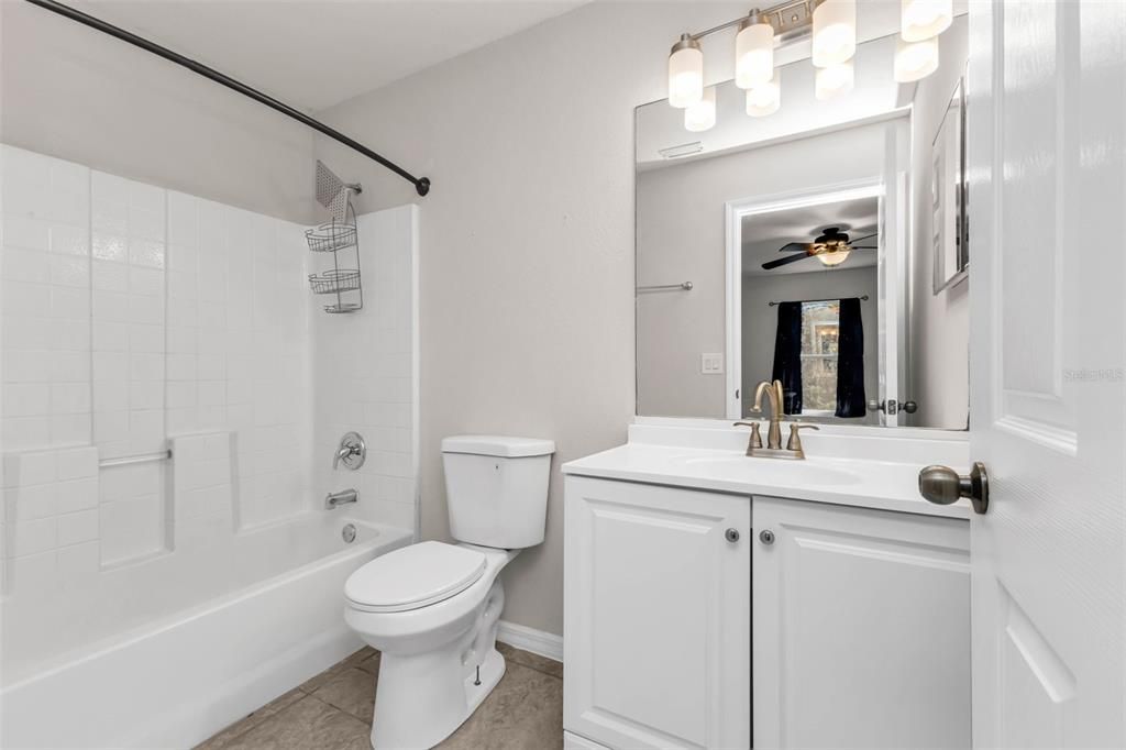 For Sale: $320,000 (3 beds, 2 baths, 1390 Square Feet)