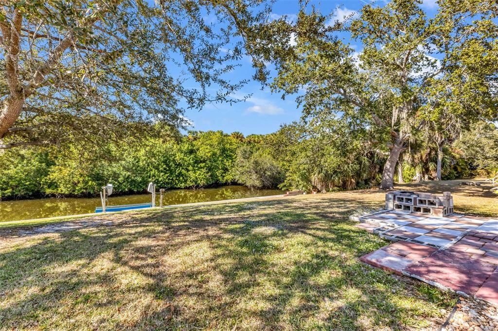 For Sale: $320,000 (3 beds, 2 baths, 1390 Square Feet)