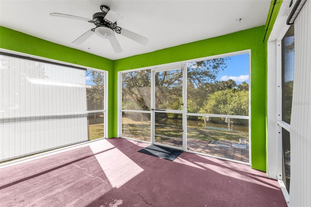 For Sale: $320,000 (3 beds, 2 baths, 1390 Square Feet)