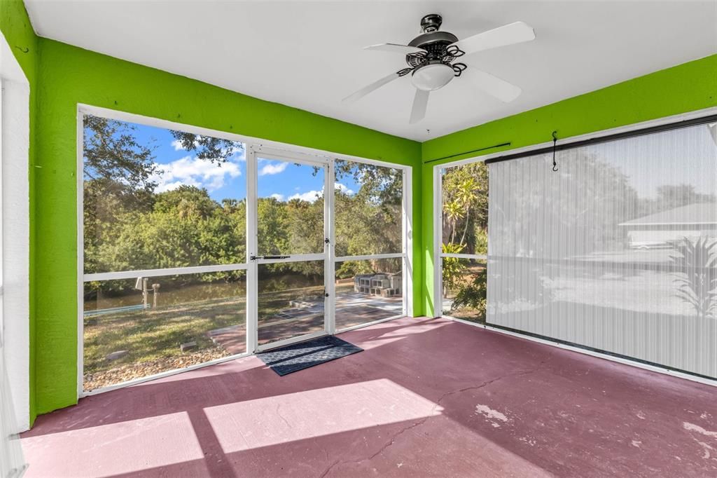 For Sale: $320,000 (3 beds, 2 baths, 1390 Square Feet)