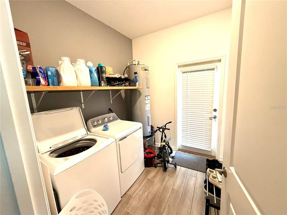 For Rent: $2,600 (3 beds, 2 baths, 1755 Square Feet)