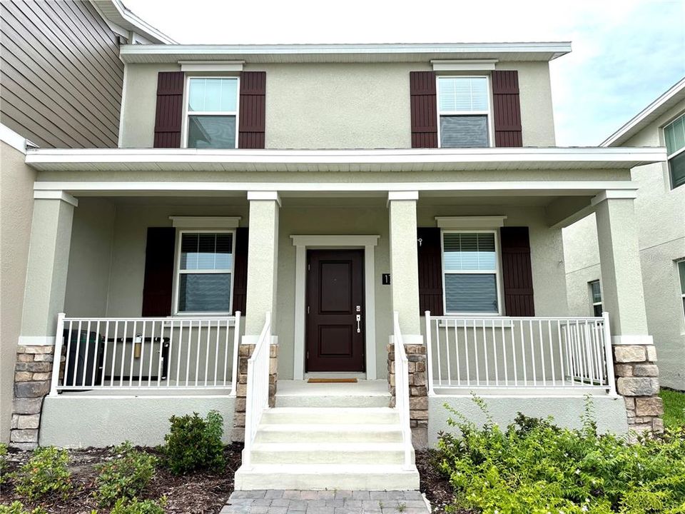 For Rent: $2,600 (3 beds, 2 baths, 1755 Square Feet)