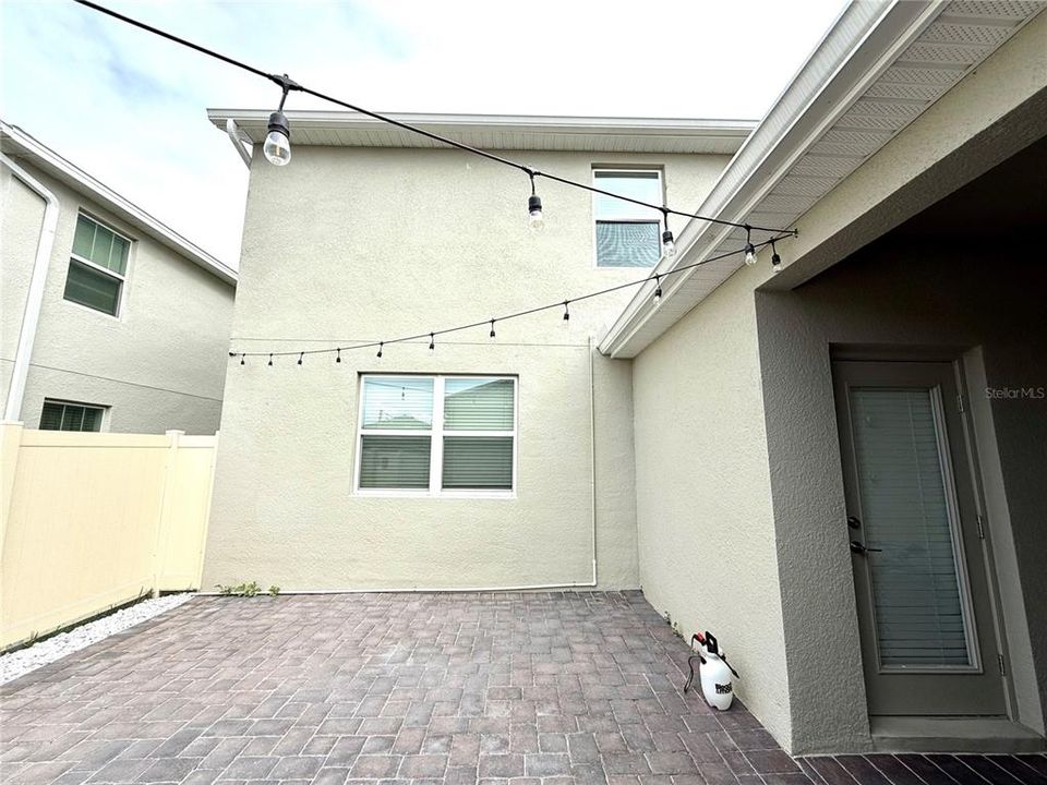 For Rent: $2,600 (3 beds, 2 baths, 1755 Square Feet)