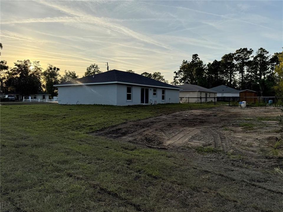 Active With Contract: $238,900 (3 beds, 2 baths, 1380 Square Feet)