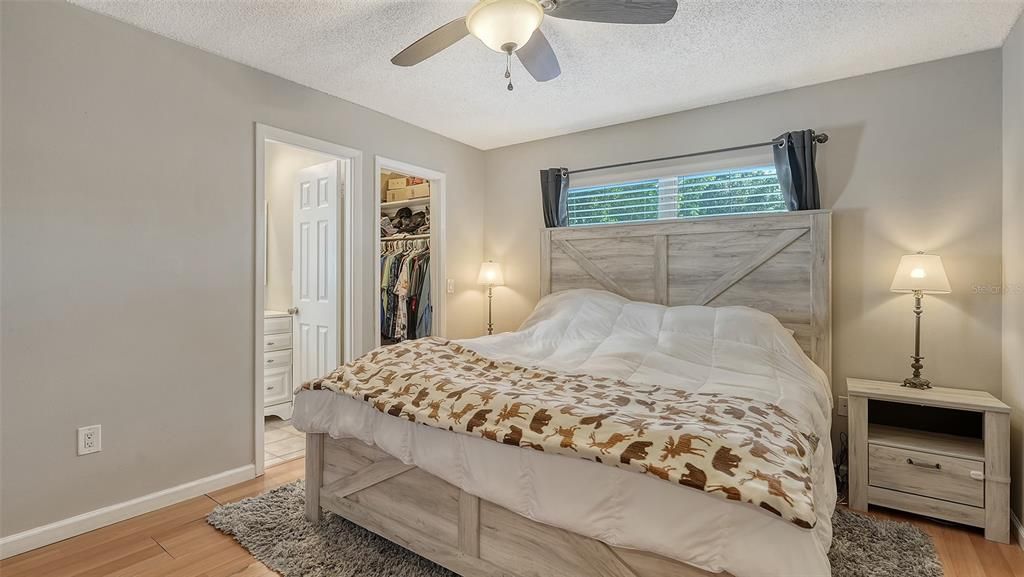 Active With Contract: $439,000 (3 beds, 2 baths, 1416 Square Feet)