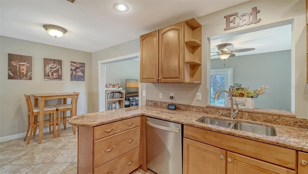 Active With Contract: $439,000 (3 beds, 2 baths, 1416 Square Feet)