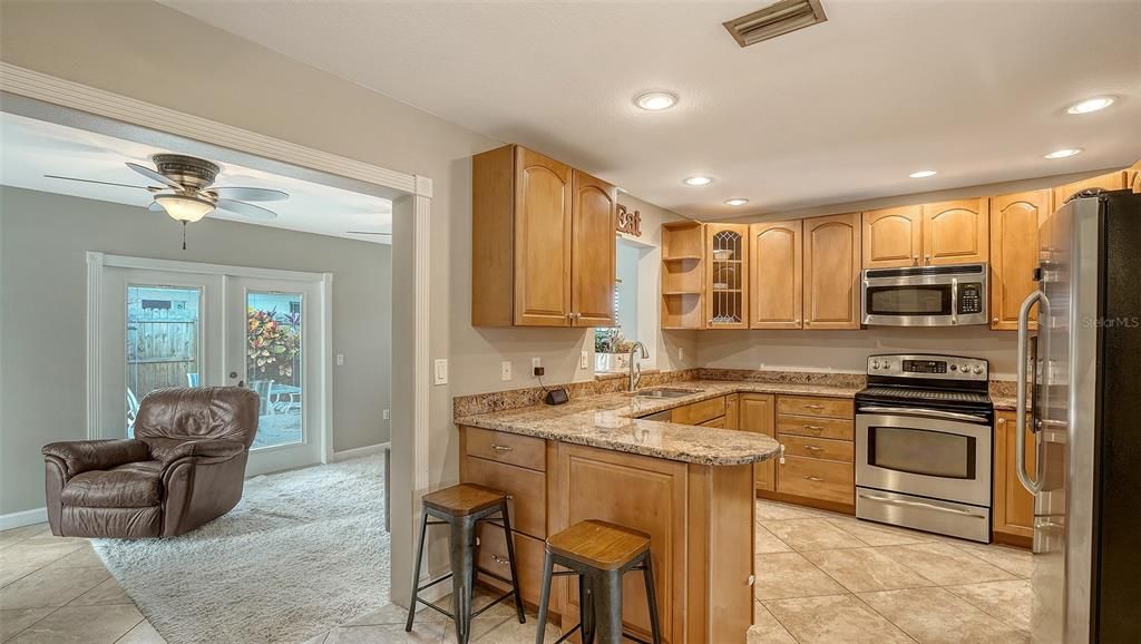 Active With Contract: $439,000 (3 beds, 2 baths, 1416 Square Feet)