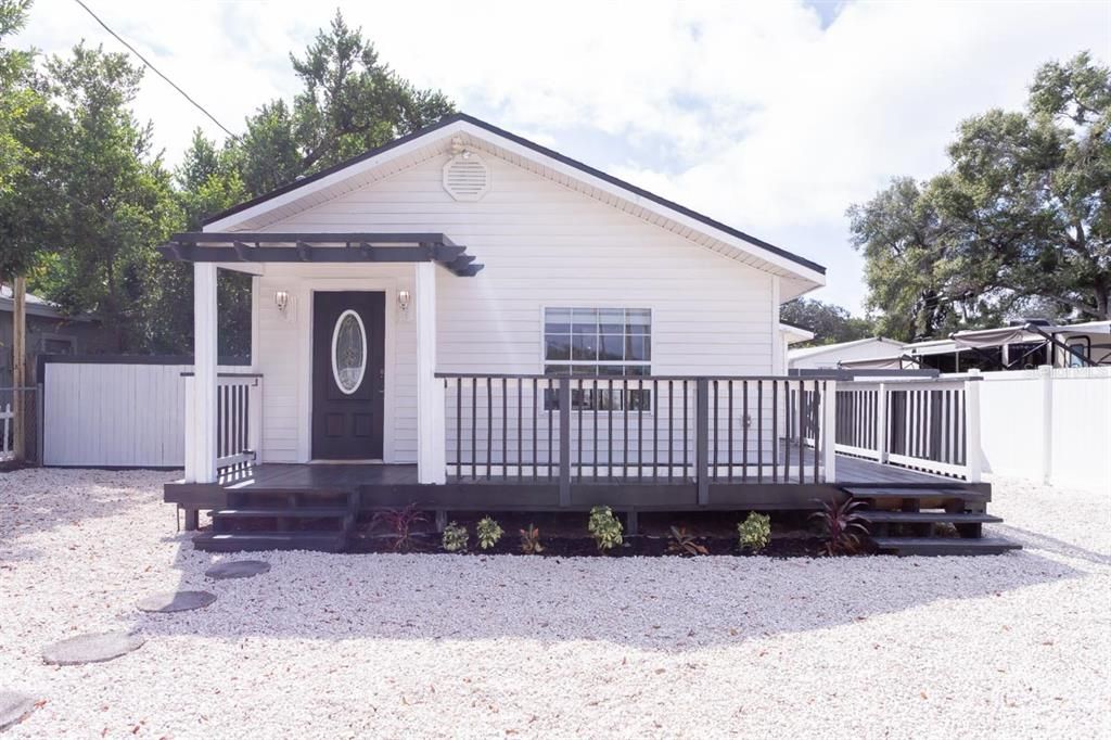 出租: $2,995 (3 贝兹, 3 浴室, 1128 平方英尺)