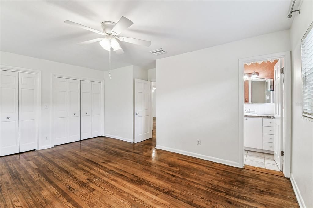 For Rent: $5,200 (3 beds, 2 baths, 2318 Square Feet)