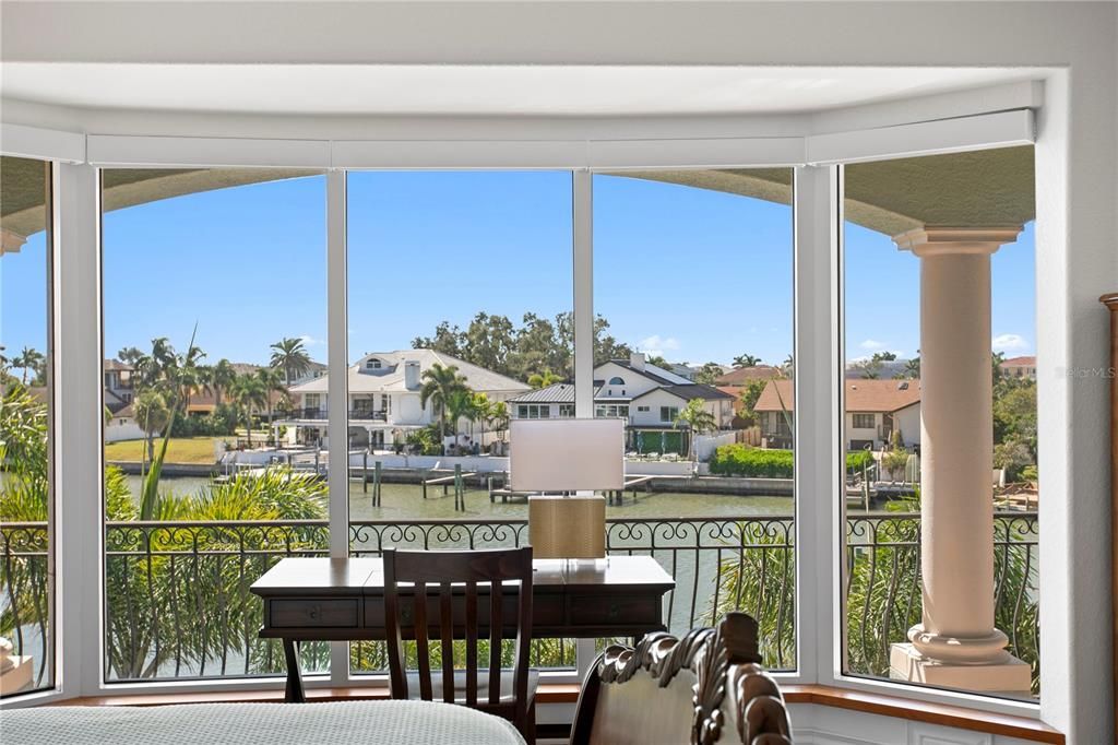 На продажу: $3,300,000 (5 спален, 5 ванн, 4054 Квадратных фут)