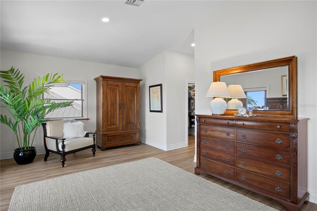 На продажу: $3,300,000 (5 спален, 5 ванн, 4054 Квадратных фут)