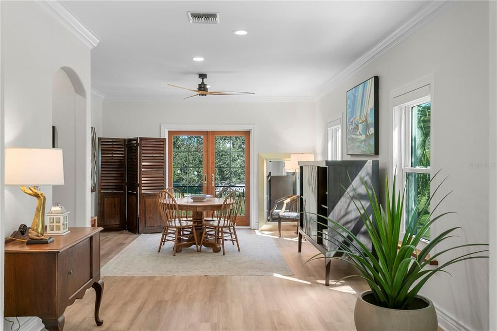 На продажу: $3,300,000 (5 спален, 5 ванн, 4054 Квадратных фут)