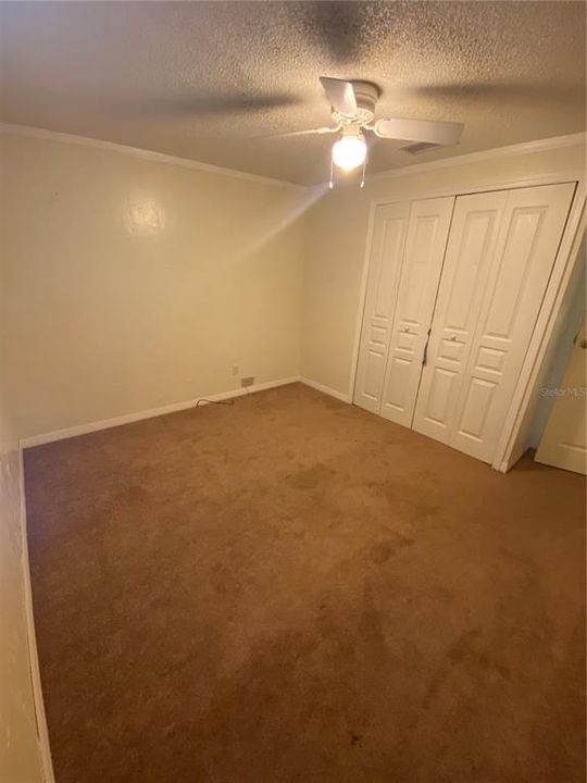 На продажу: $137,500 (2 спален, 1 ванн, 830 Квадратных фут)