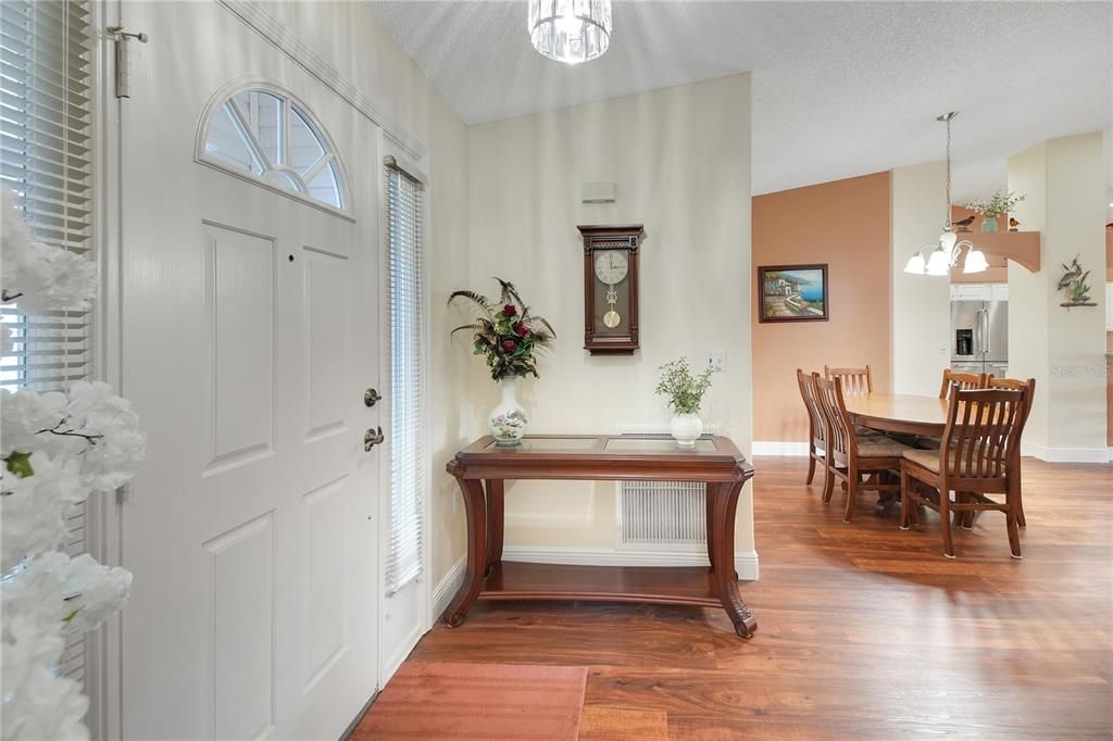 For Sale: $369,900 (3 beds, 2 baths, 1999 Square Feet)