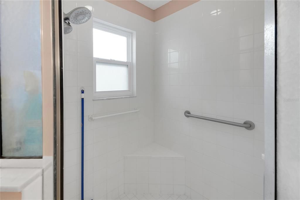 For Sale: $369,900 (3 beds, 2 baths, 1999 Square Feet)