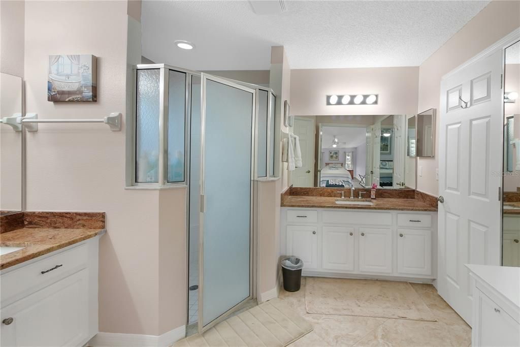 For Sale: $369,900 (3 beds, 2 baths, 1999 Square Feet)