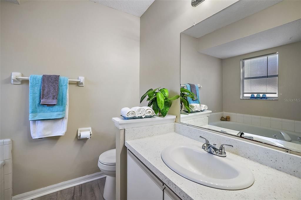 出租: $2,350 (3 贝兹, 2 浴室, 1587 平方英尺)