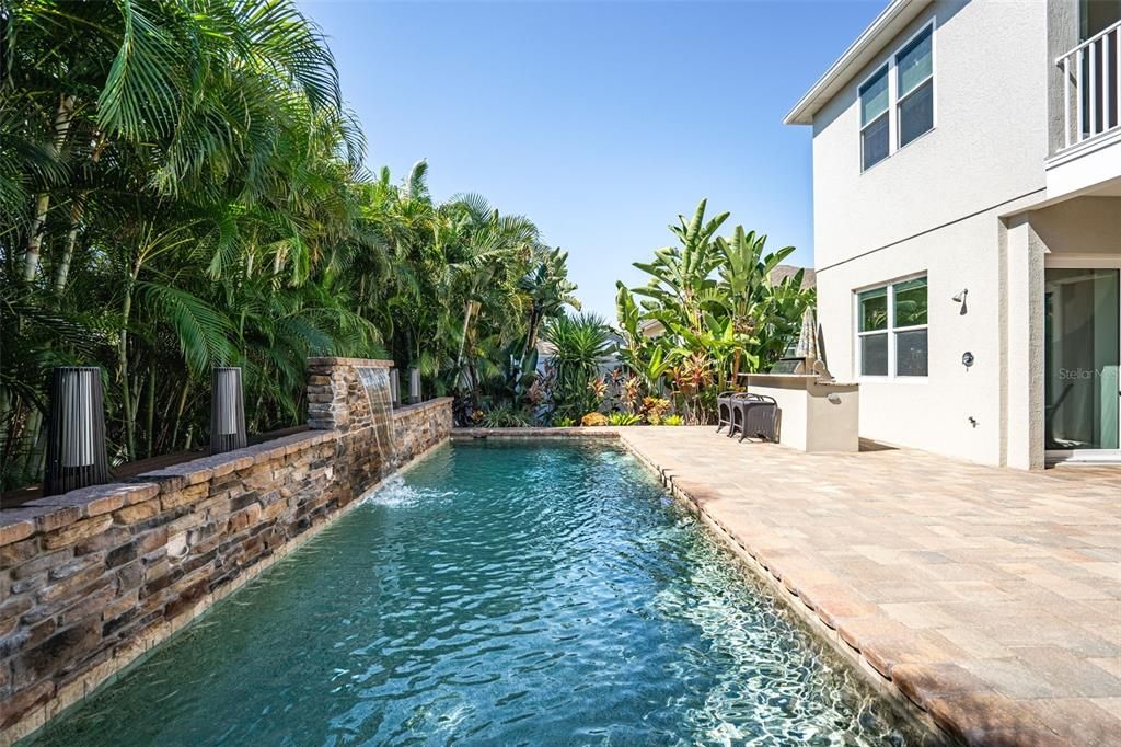 Active With Contract: $959,000 (4 beds, 2 baths, 3369 Square Feet)