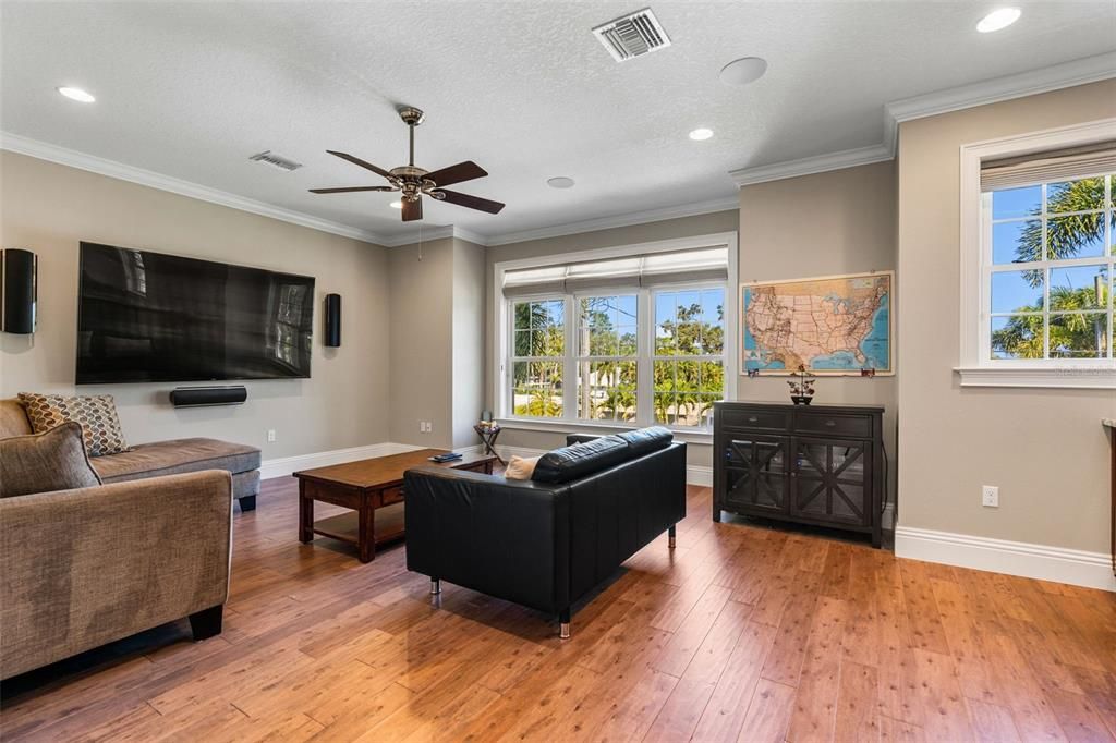 Active With Contract: $959,000 (4 beds, 2 baths, 3369 Square Feet)