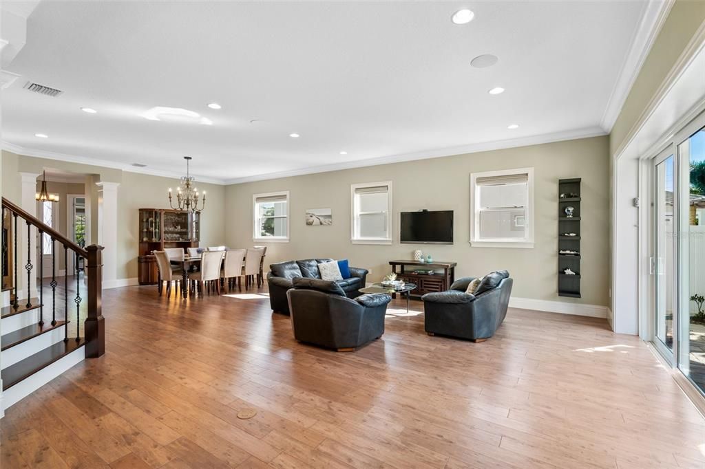 Active With Contract: $959,000 (4 beds, 2 baths, 3369 Square Feet)
