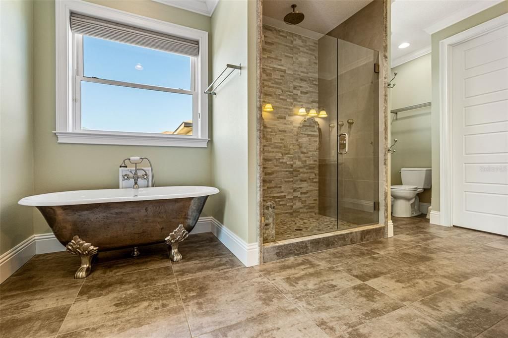 Active With Contract: $959,000 (4 beds, 2 baths, 3369 Square Feet)