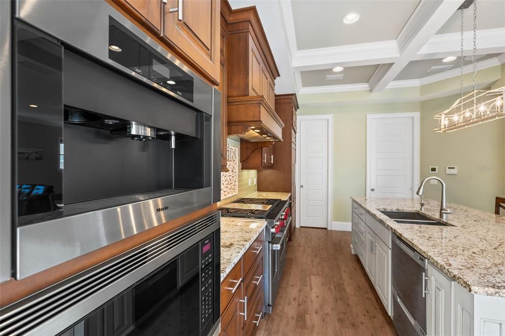 Active With Contract: $959,000 (4 beds, 2 baths, 3369 Square Feet)