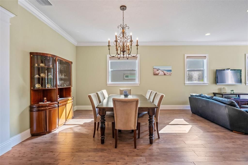 Active With Contract: $959,000 (4 beds, 2 baths, 3369 Square Feet)