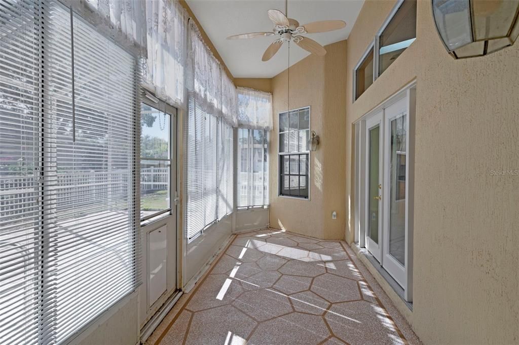 Под контрактом: $314,900 (3 спален, 2 ванн, 1894 Квадратных фут)