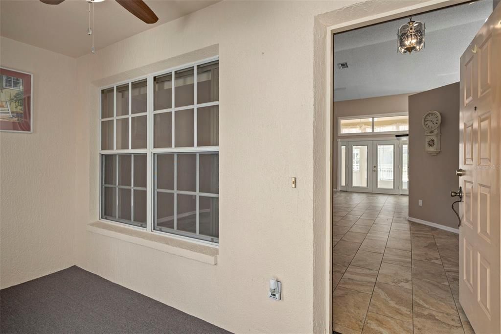 Под контрактом: $314,900 (3 спален, 2 ванн, 1894 Квадратных фут)