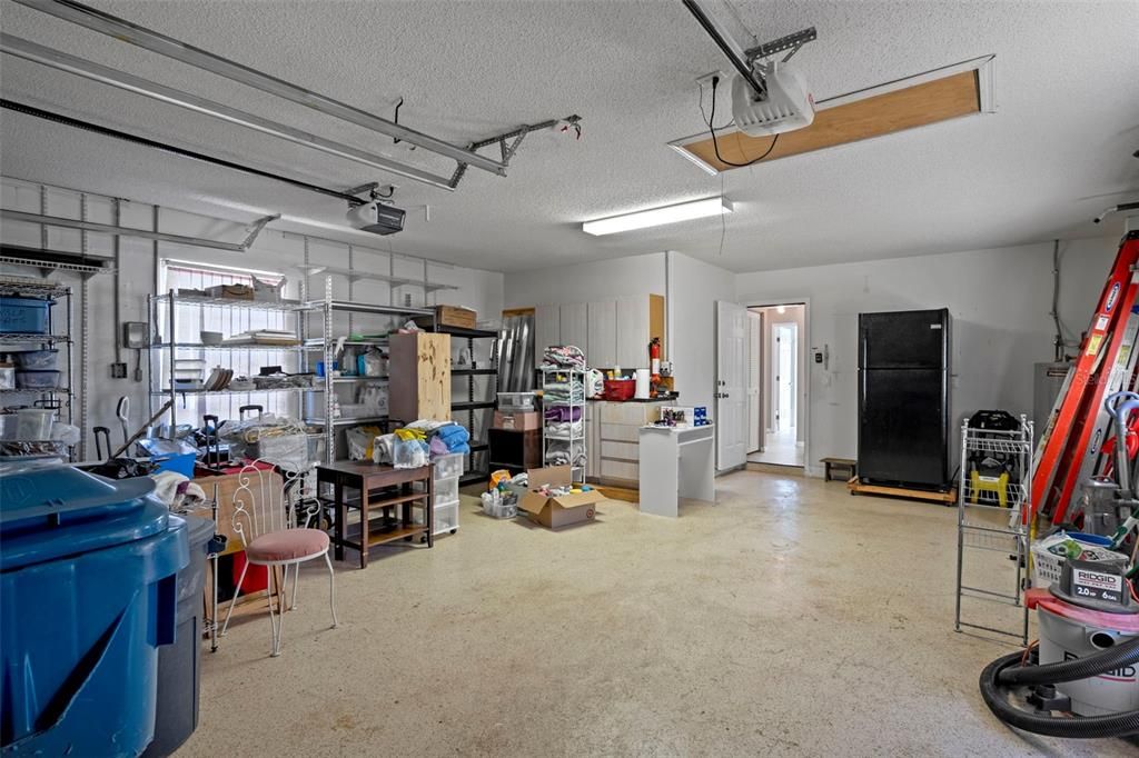 Под контрактом: $314,900 (3 спален, 2 ванн, 1894 Квадратных фут)