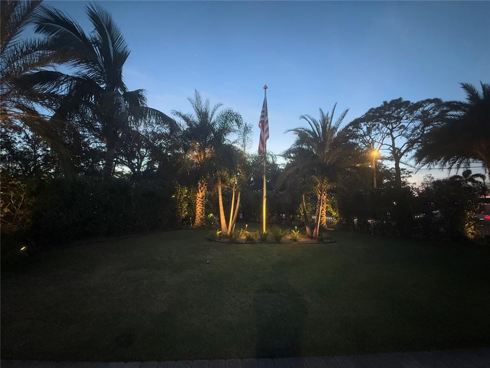 For Sale: $849,997 (3 beds, 2 baths, 1663 Square Feet)