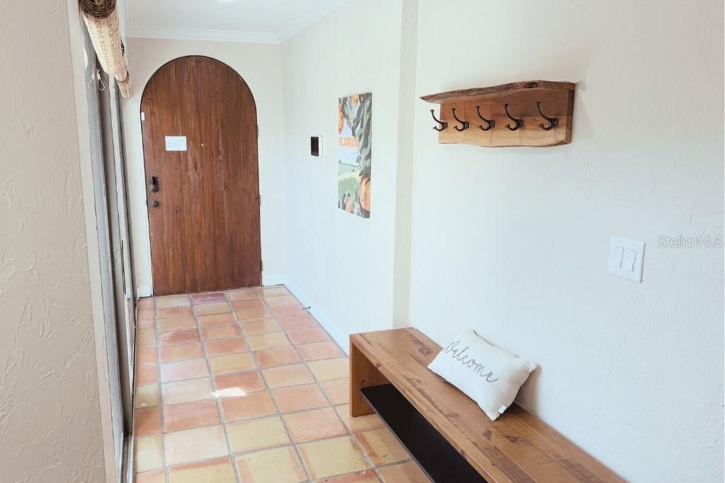 For Sale: $849,997 (3 beds, 2 baths, 1663 Square Feet)