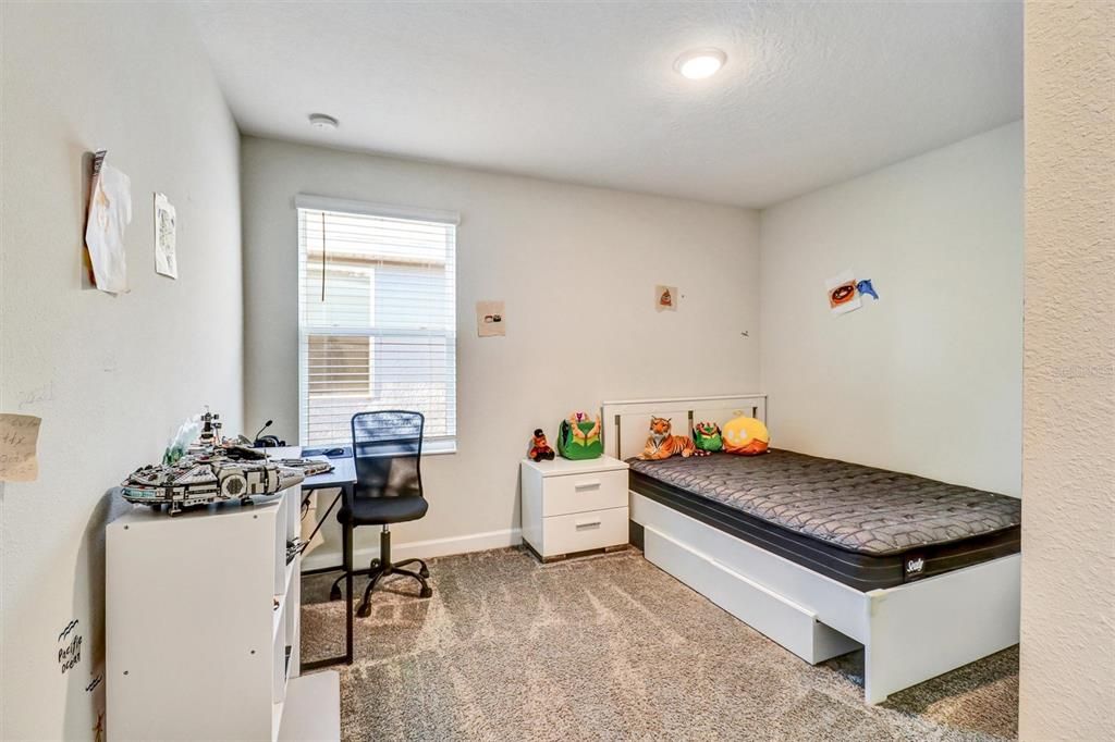 For Sale: $565,000 (4 beds, 3 baths, 2475 Square Feet)