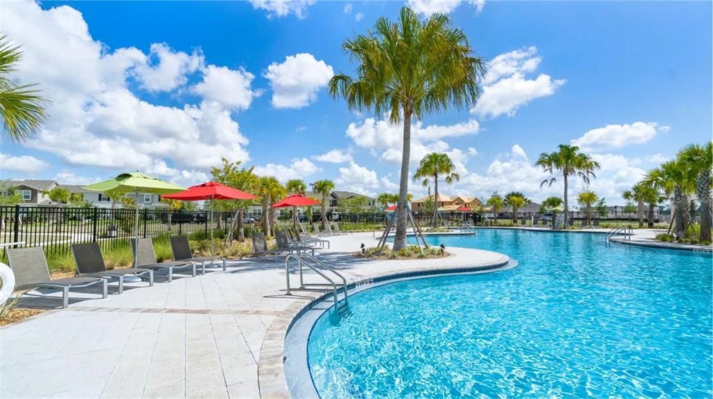 For Sale: $565,000 (4 beds, 3 baths, 2475 Square Feet)