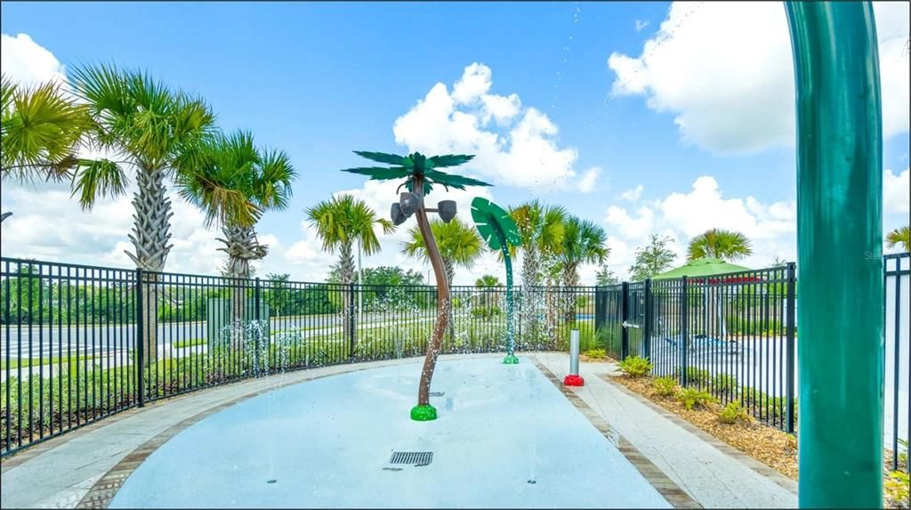 For Sale: $565,000 (4 beds, 3 baths, 2475 Square Feet)