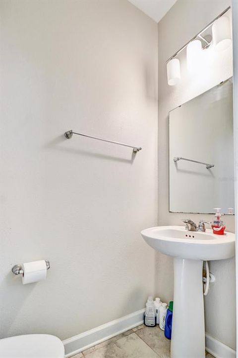 For Sale: $565,000 (4 beds, 3 baths, 2475 Square Feet)