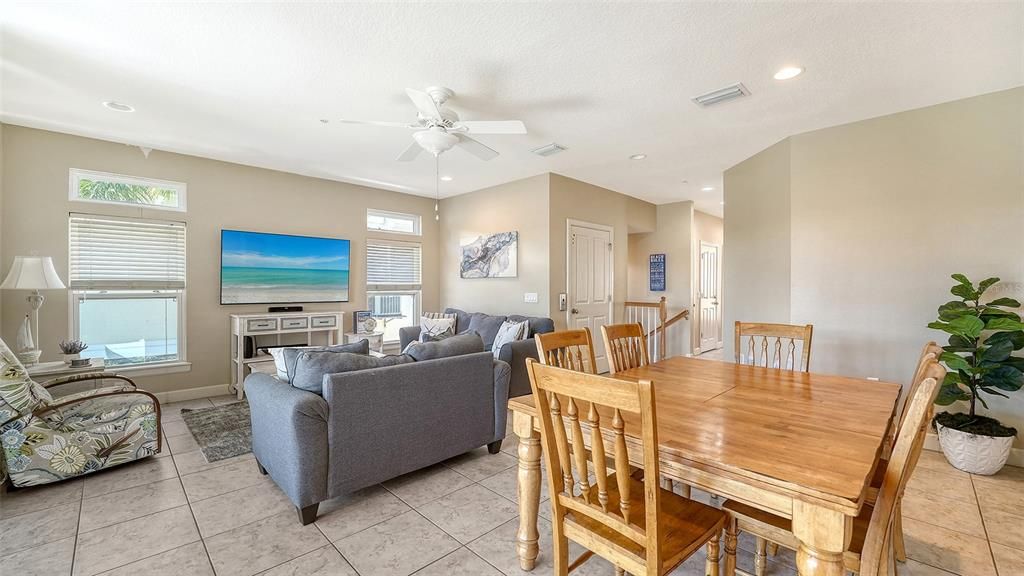 For Sale: $1,219,000 (3 beds, 2 baths, 1722 Square Feet)