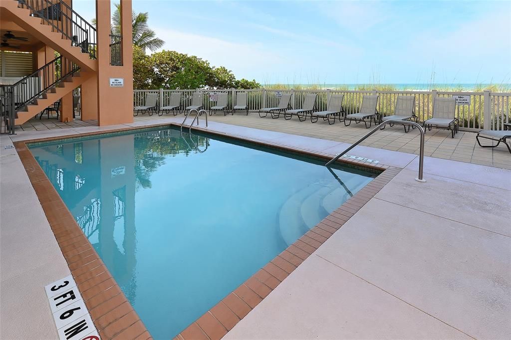 For Sale: $1,219,000 (3 beds, 2 baths, 1722 Square Feet)