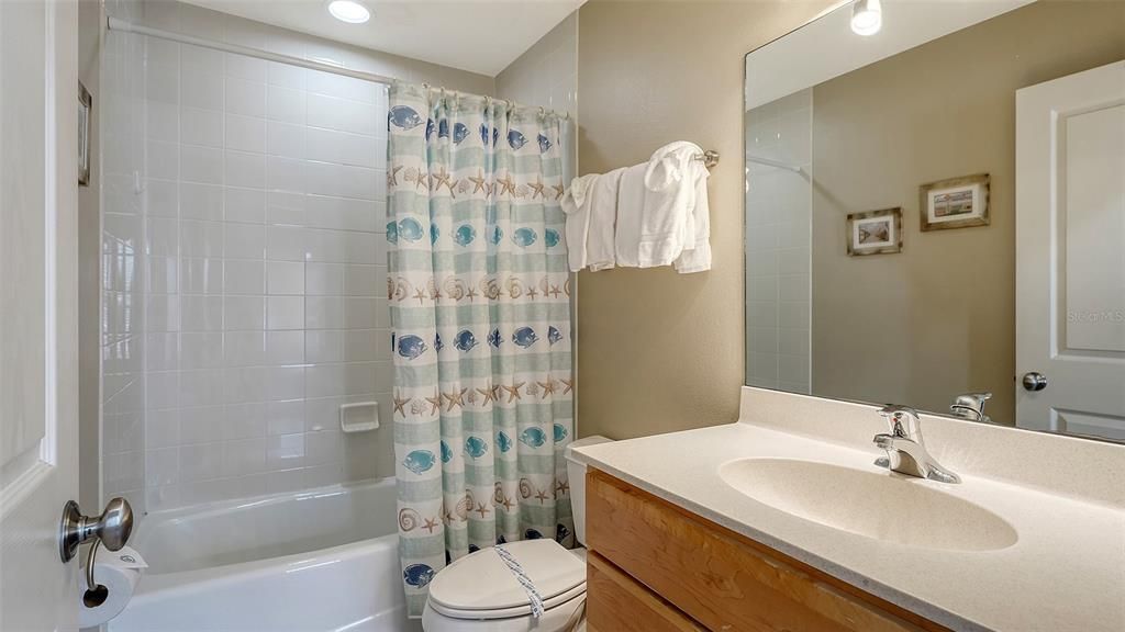 For Sale: $1,219,000 (3 beds, 2 baths, 1722 Square Feet)