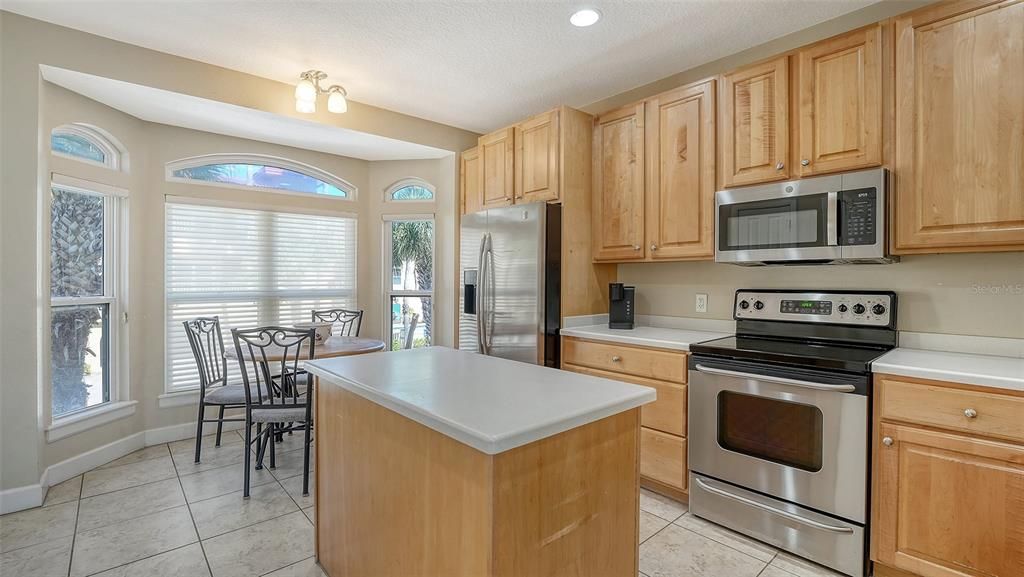 For Sale: $1,219,000 (3 beds, 2 baths, 1722 Square Feet)