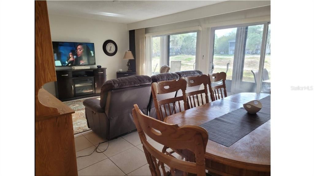 待售: $159,000 (2 贝兹, 2 浴室, 1123 平方英尺)