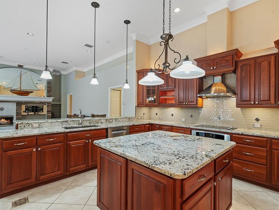 Active With Contract: $850,000 (4 beds, 3 baths, 2655 Square Feet)