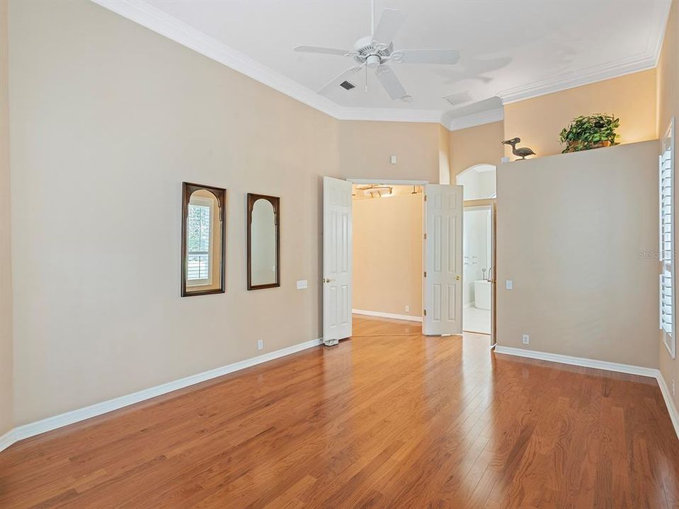 Active With Contract: $850,000 (4 beds, 3 baths, 2655 Square Feet)